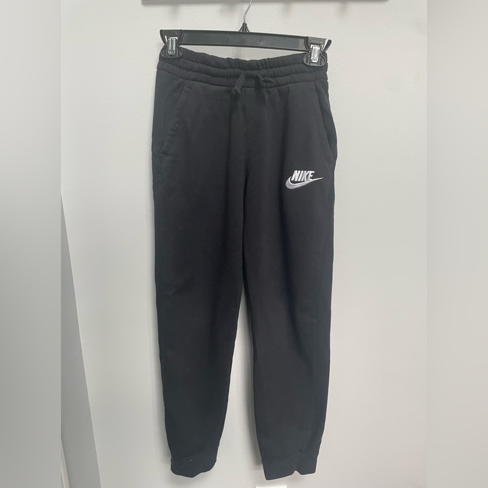 Nike joggers sweatpants
